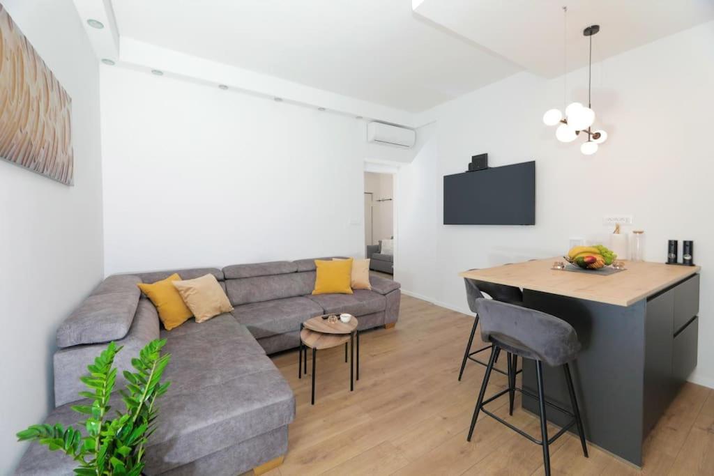 Tata Apartment Сплит Экстерьер фото