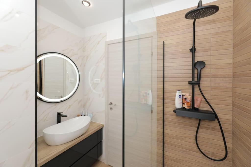 Tata Apartment Сплит Экстерьер фото