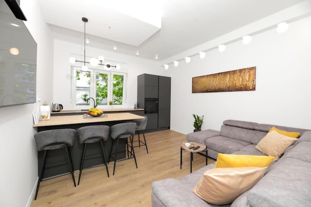 Tata Apartment Сплит Экстерьер фото